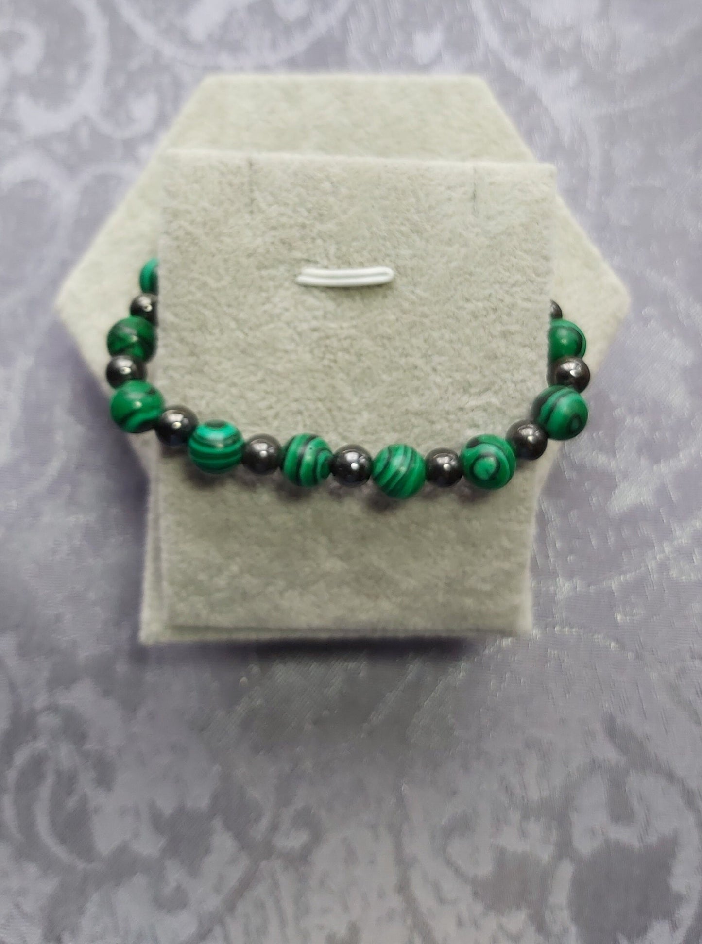 8mm Natural Malachite & Magnetic Hermatite Lodestone Crystal Gemstone Beaded Root Chakra Bracelet