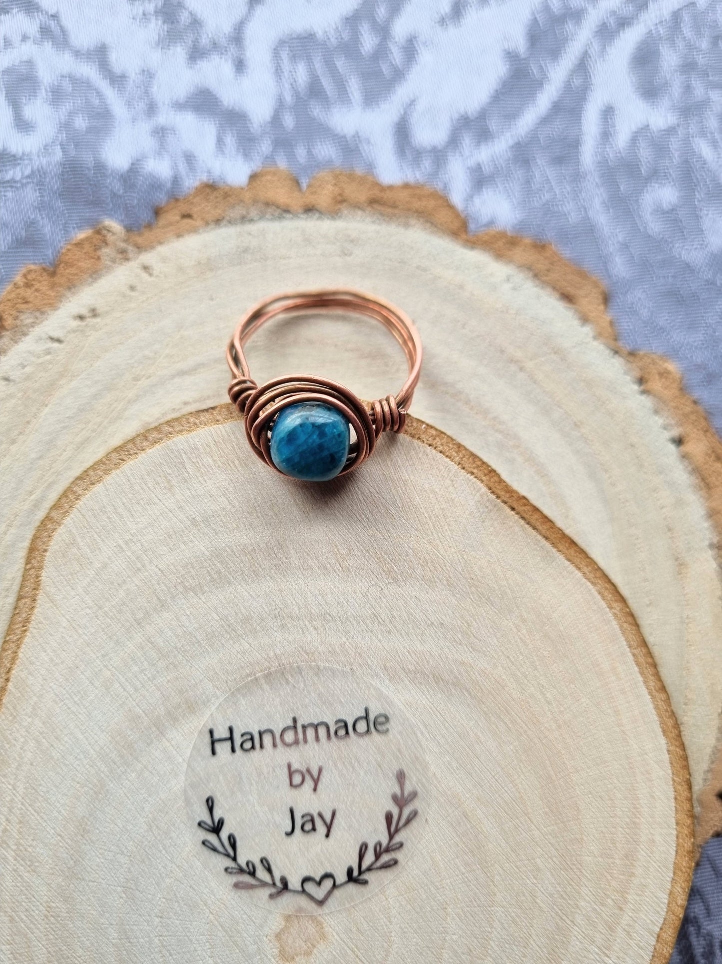 Handmade Apatite Crystal Ring: Non-Tarnishing Copper or Silver