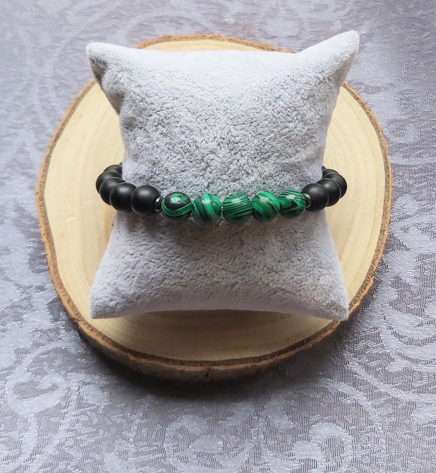8mm Black Matt Onyx and Green Malachite Crystal Gemstone Beaded Chakra Bracelet