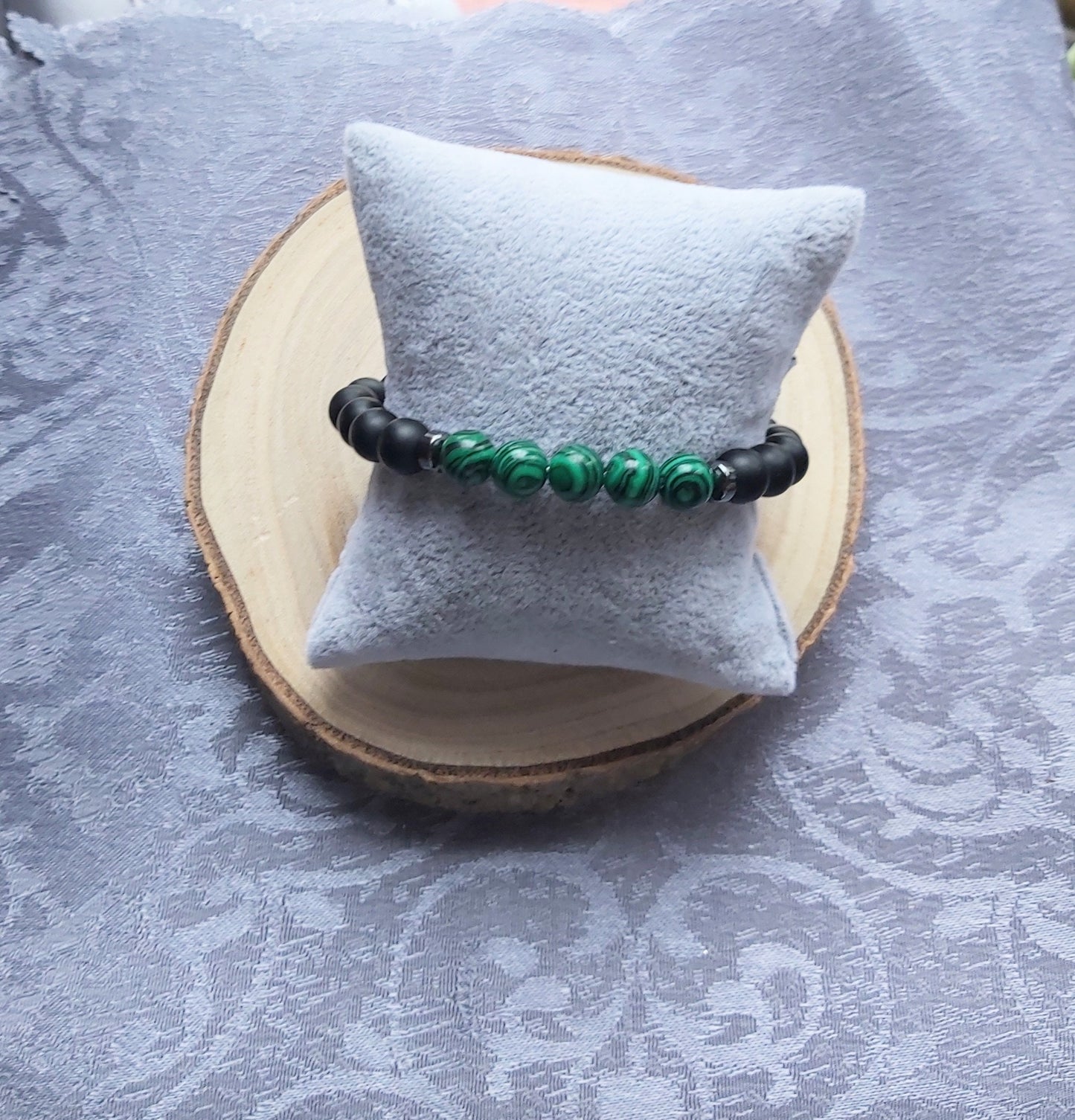 8mm Black Matt Onyx and Green Malachite Crystal Gemstone Beaded Chakra Bracelet
