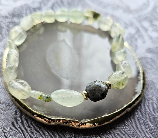 Prehnite & Labradorite Crystal Gemstone Beaded Bracelet Handmade Reiki Charged Gemstone Jewellery