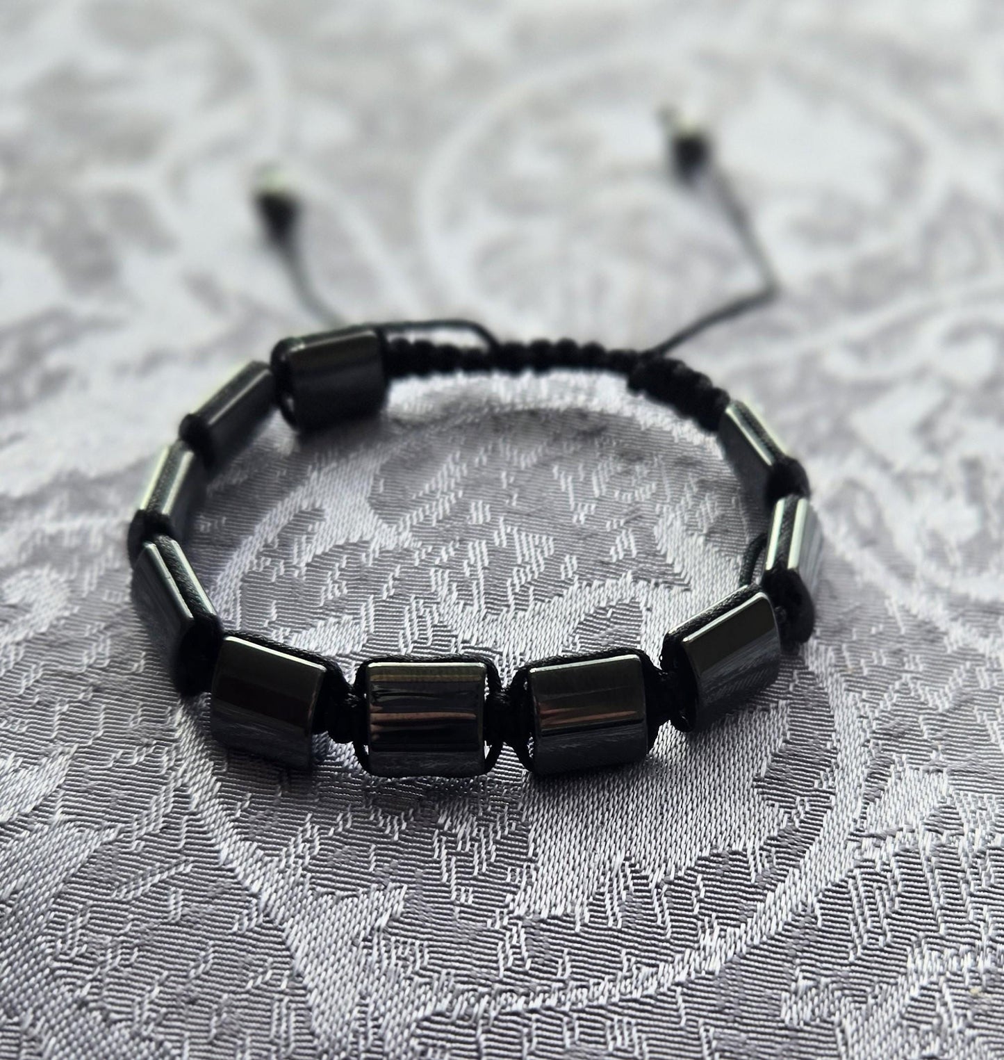 Hematite Crystal Beaded Bracelet: Unisex Gemstone Jewelry