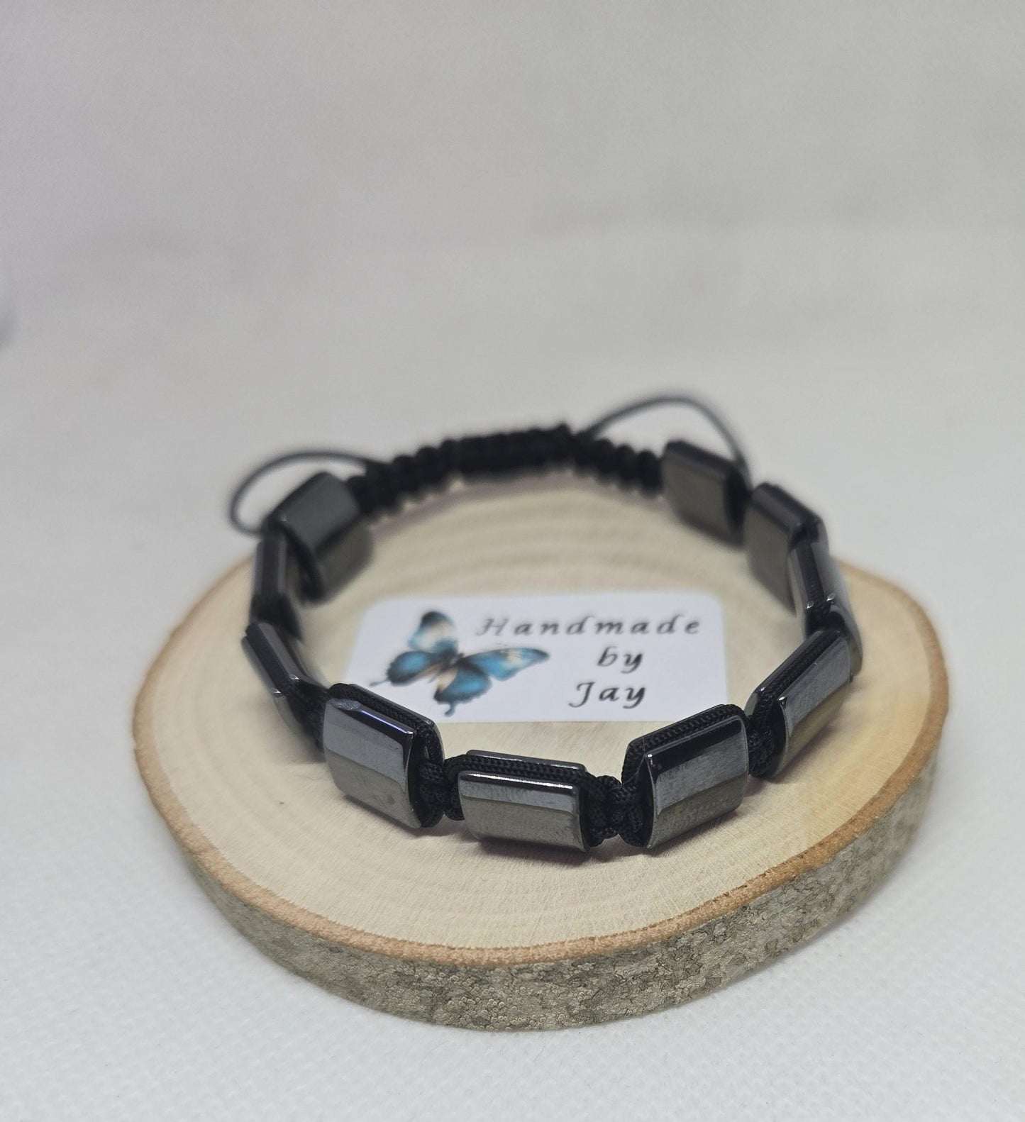 Hematite Crystal Beaded Bracelet: Unisex Gemstone Jewelry